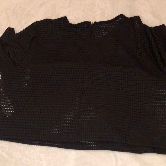 crop top black - Picture 3 of 3